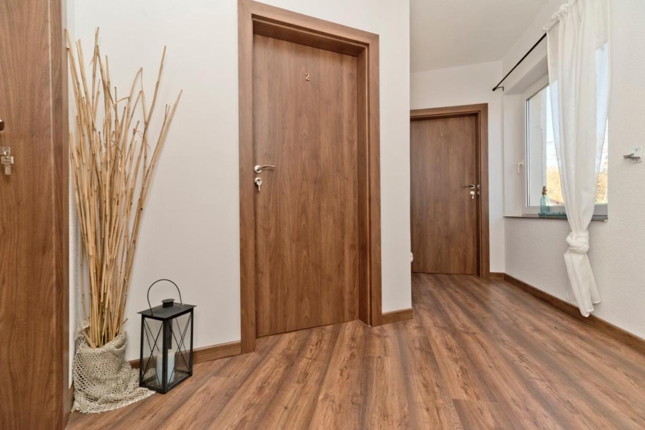 Pokoje Goscinne Matiz Karwia Esterno foto